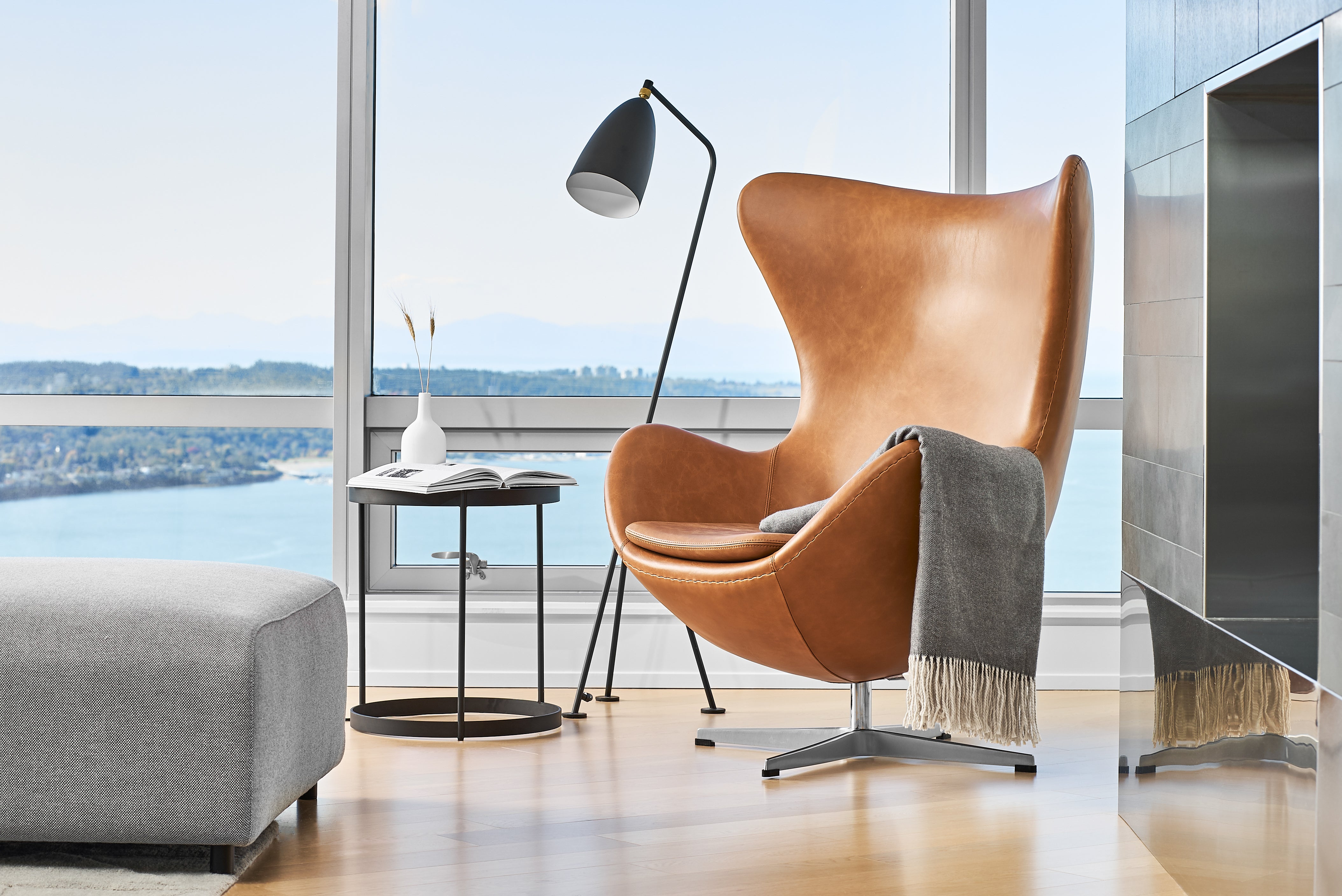 Egg Chair - Arne Jacobsen Reproduction – Monaco Modern